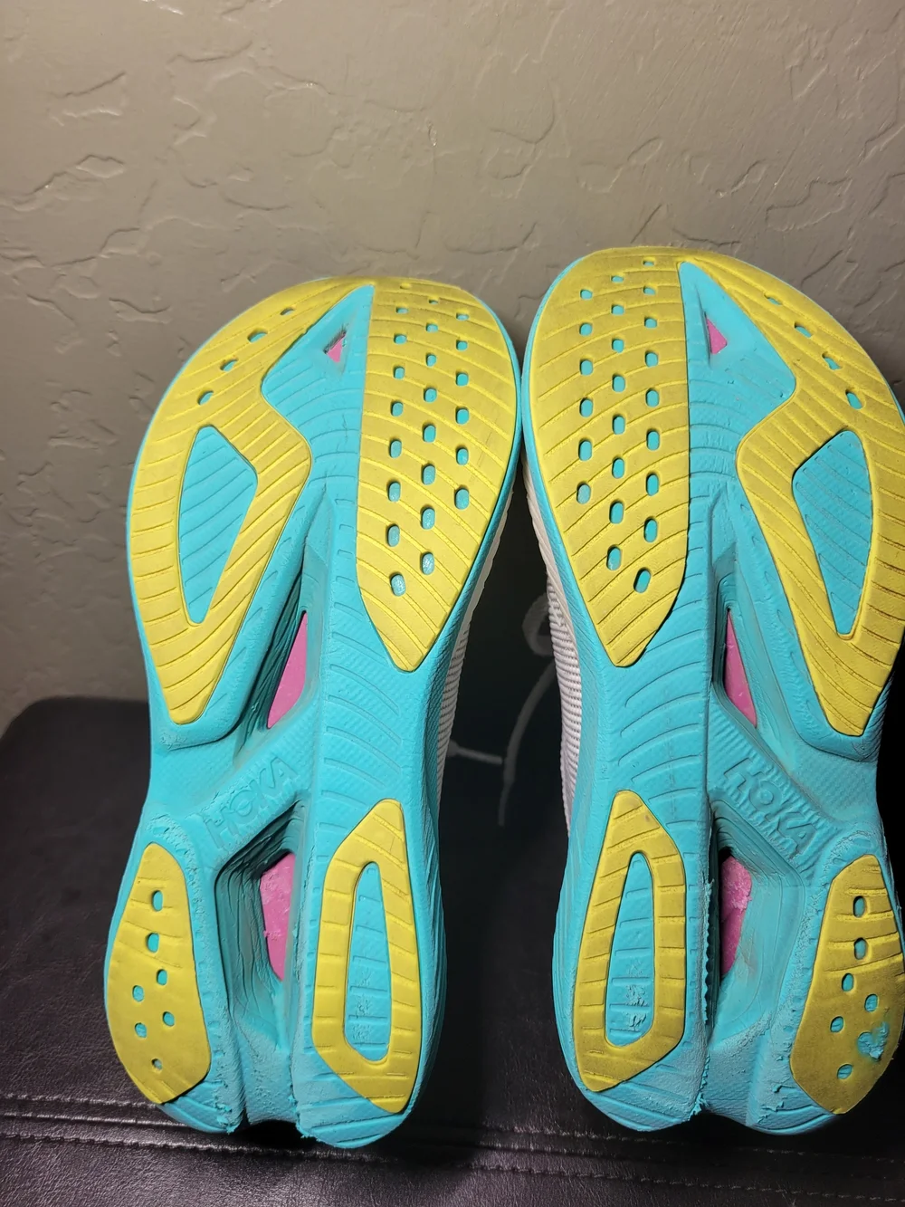 Mach X 2 in Frost/Electric Aqua Womens 7.5B
